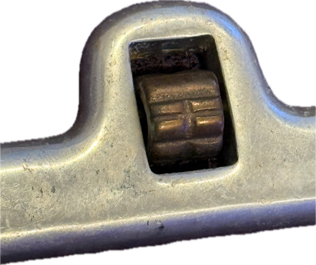 Mikmar Mullen Pelham w/Tongue Correcter & Curb Chain - 5.75"