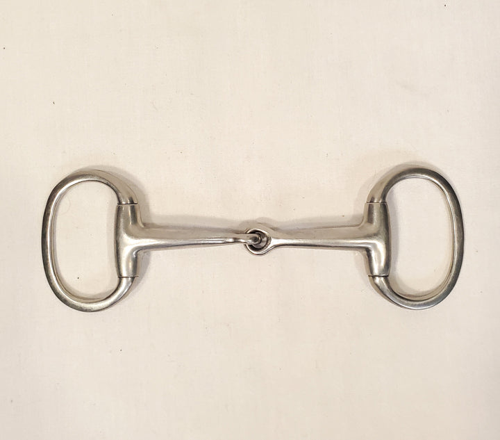 Medium Weight Solid Mouth Eggbutt Snaffle - 5"