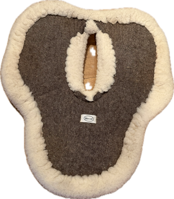 Beval Theraputic Half Pad - Horse