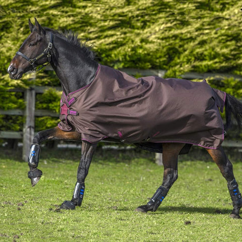 Horseware® Amigo® Hero 900 Lite (50 g) Net Lined Turnout with Disc Front - 81" - New!