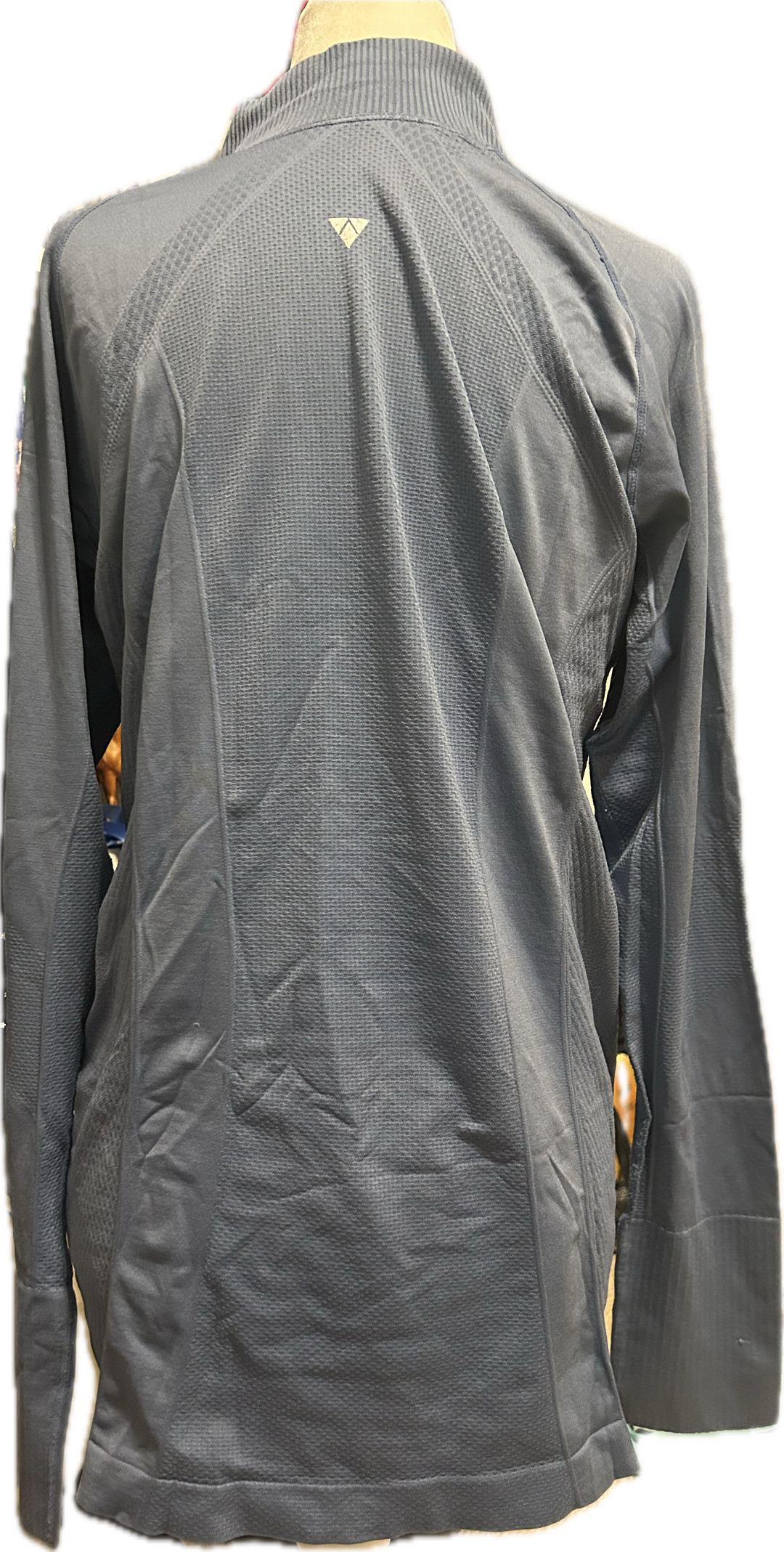 Anique Signature Sun Shirt- Women's XL