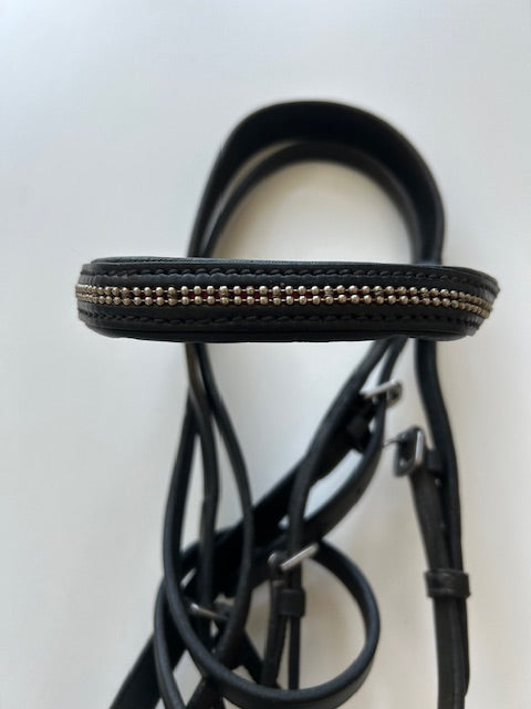 English Bridle with Integrated Flash Noseband and Silver-Studded Browband