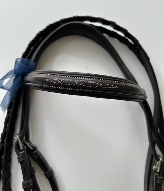 Hunter Bridle with Reins – Fancy Stitched with Wide Noseband - New!