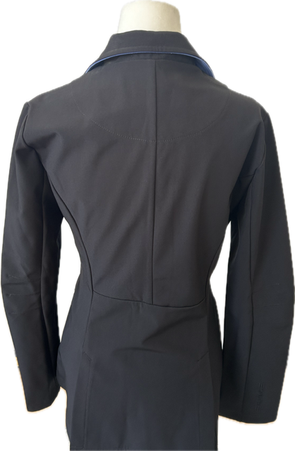 Romfh Show Jacket - 12R