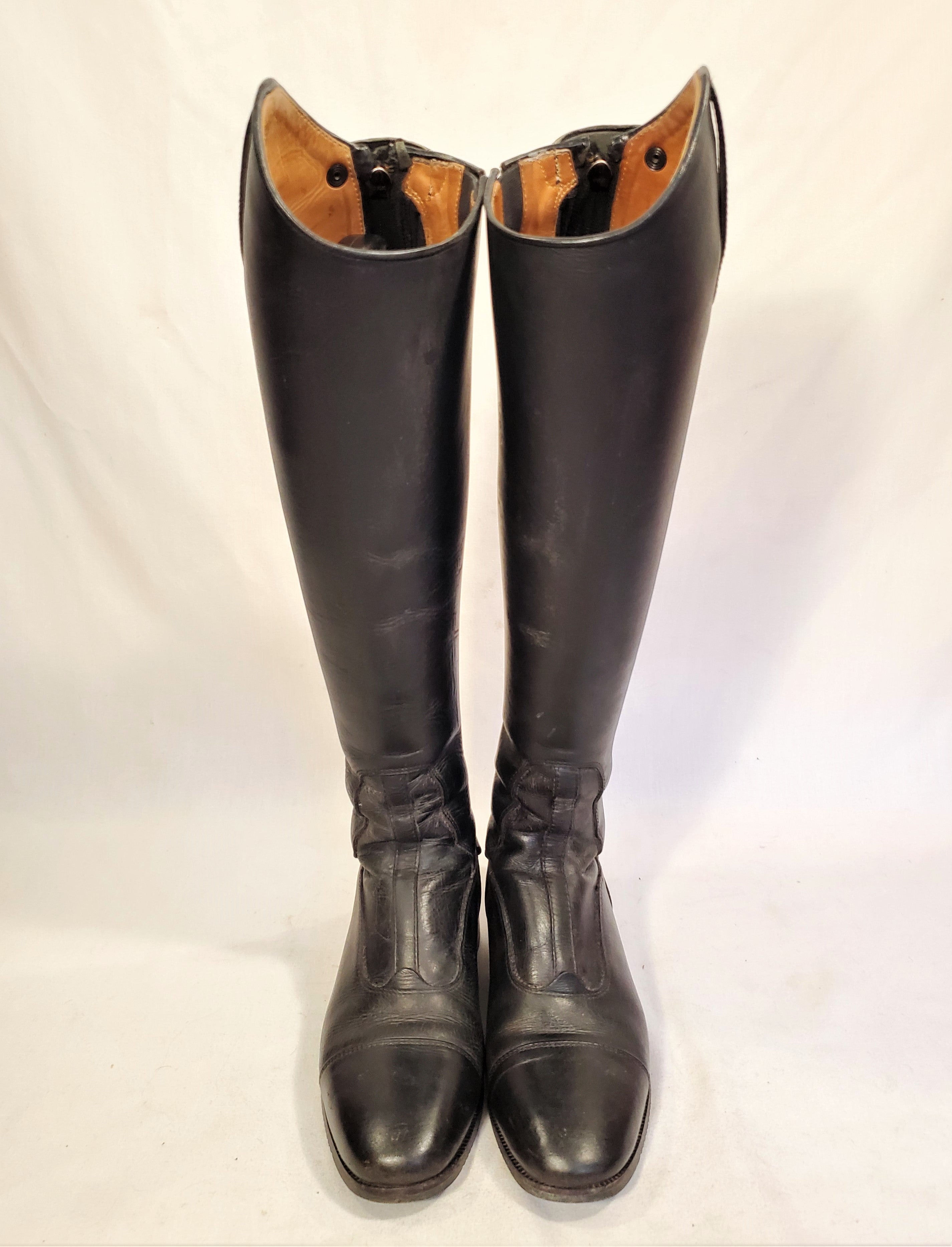 Used tall riding on sale boots